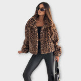 Leena - Leopardimustriga Mantel