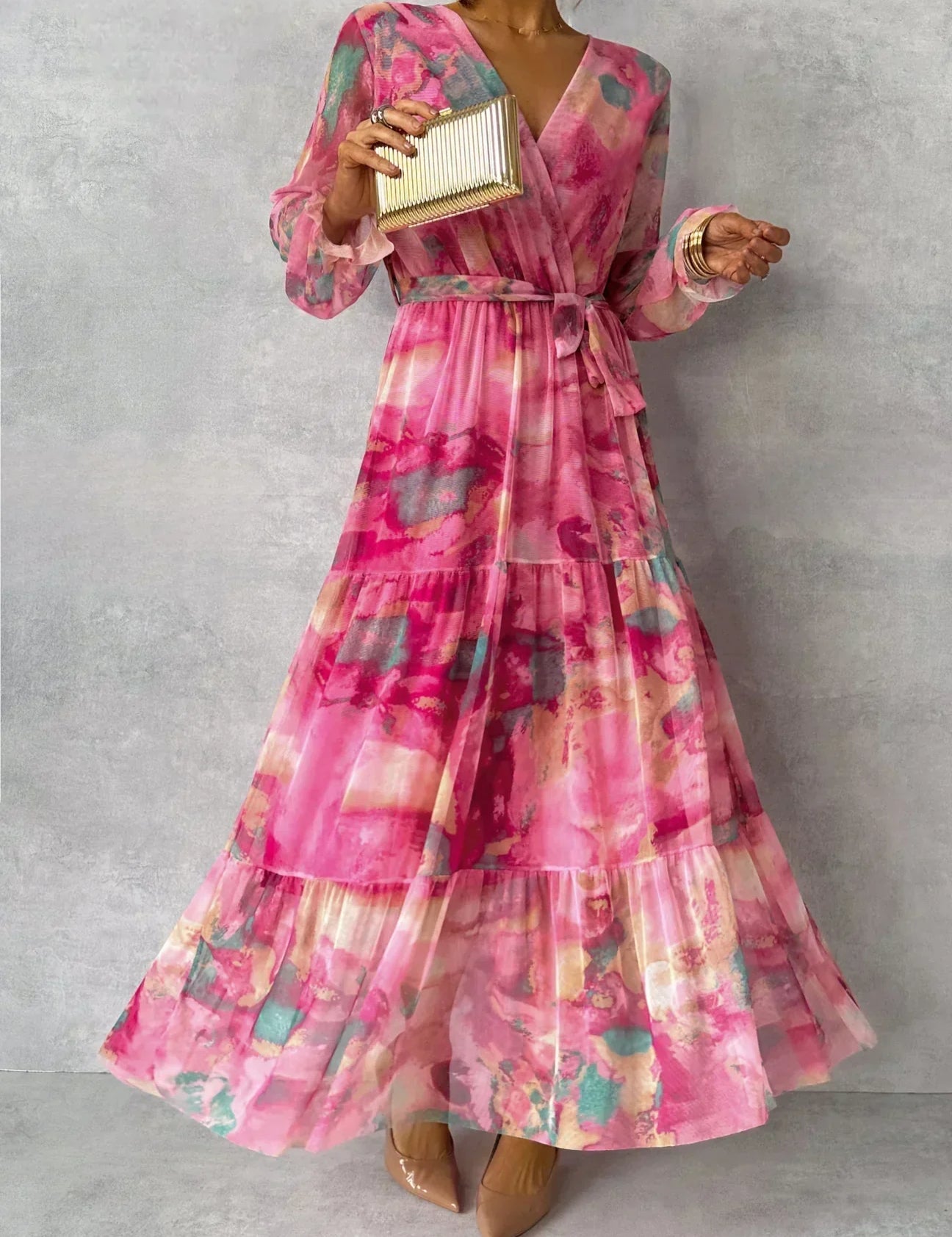 Liisa - Lilleline Kätkeb Kleid