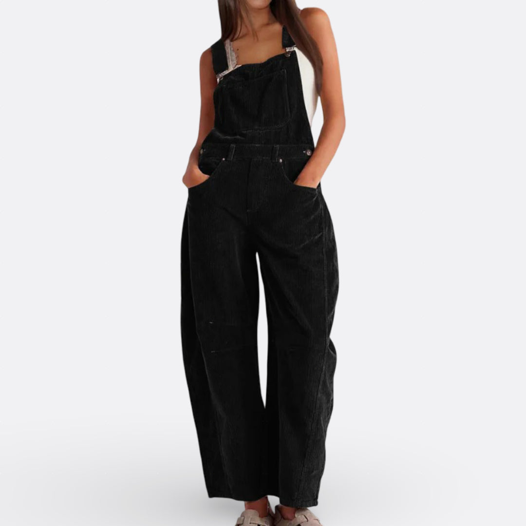 Karoliina - Laia Jala Vedel Ülikond