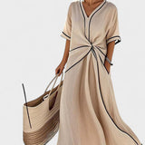 Emilia - Kergelt Vaba Kleid