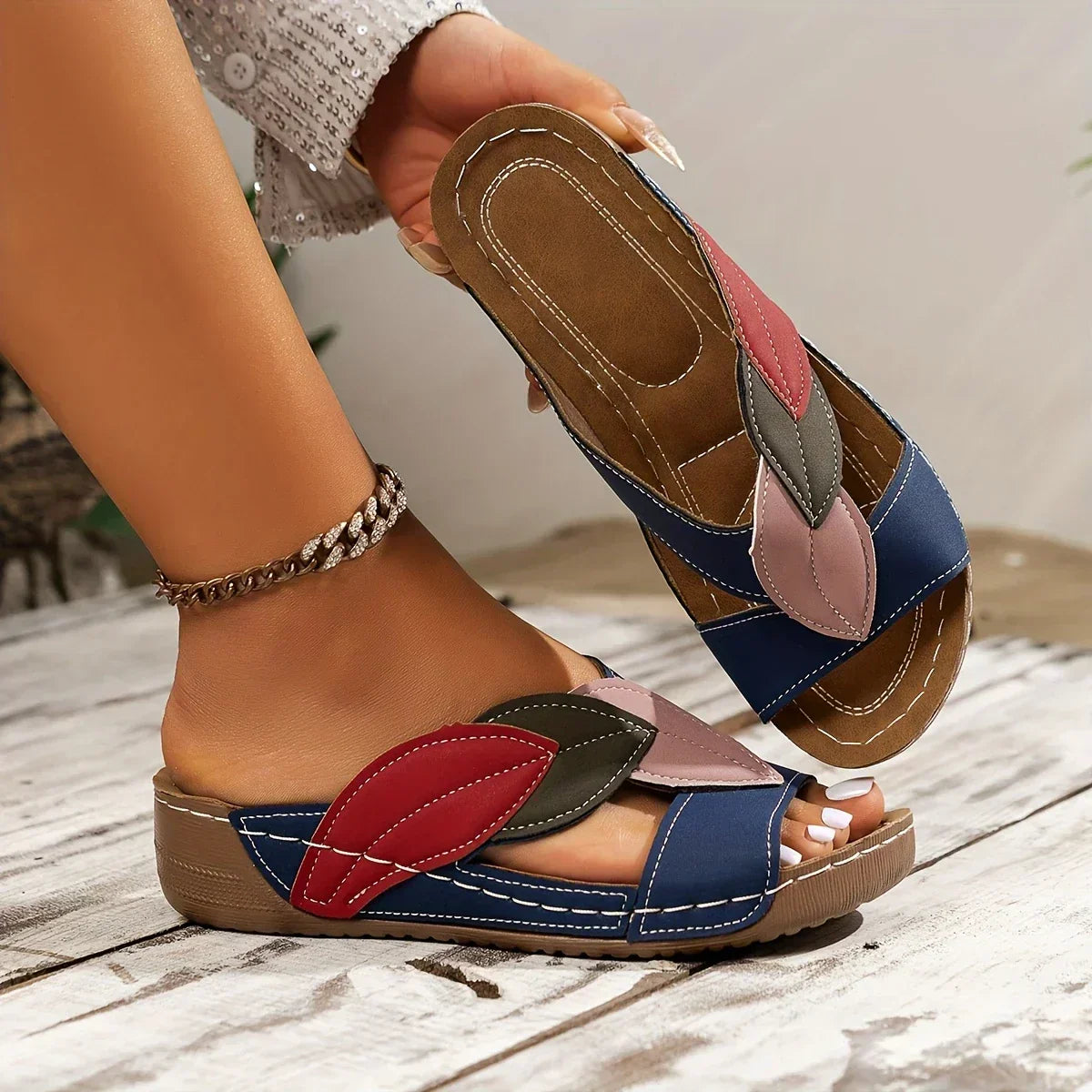 Serena - Slip-On Sandalid