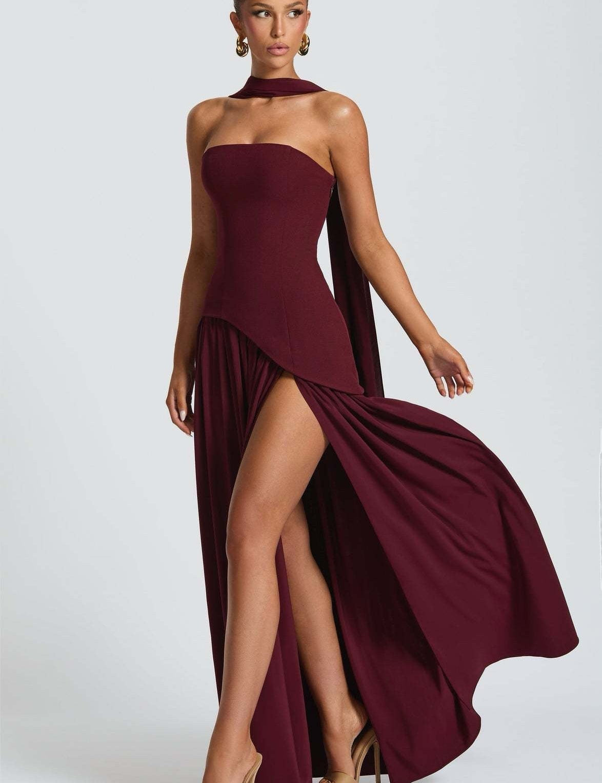 Beatrice - Elegantne Pikk Kleid
