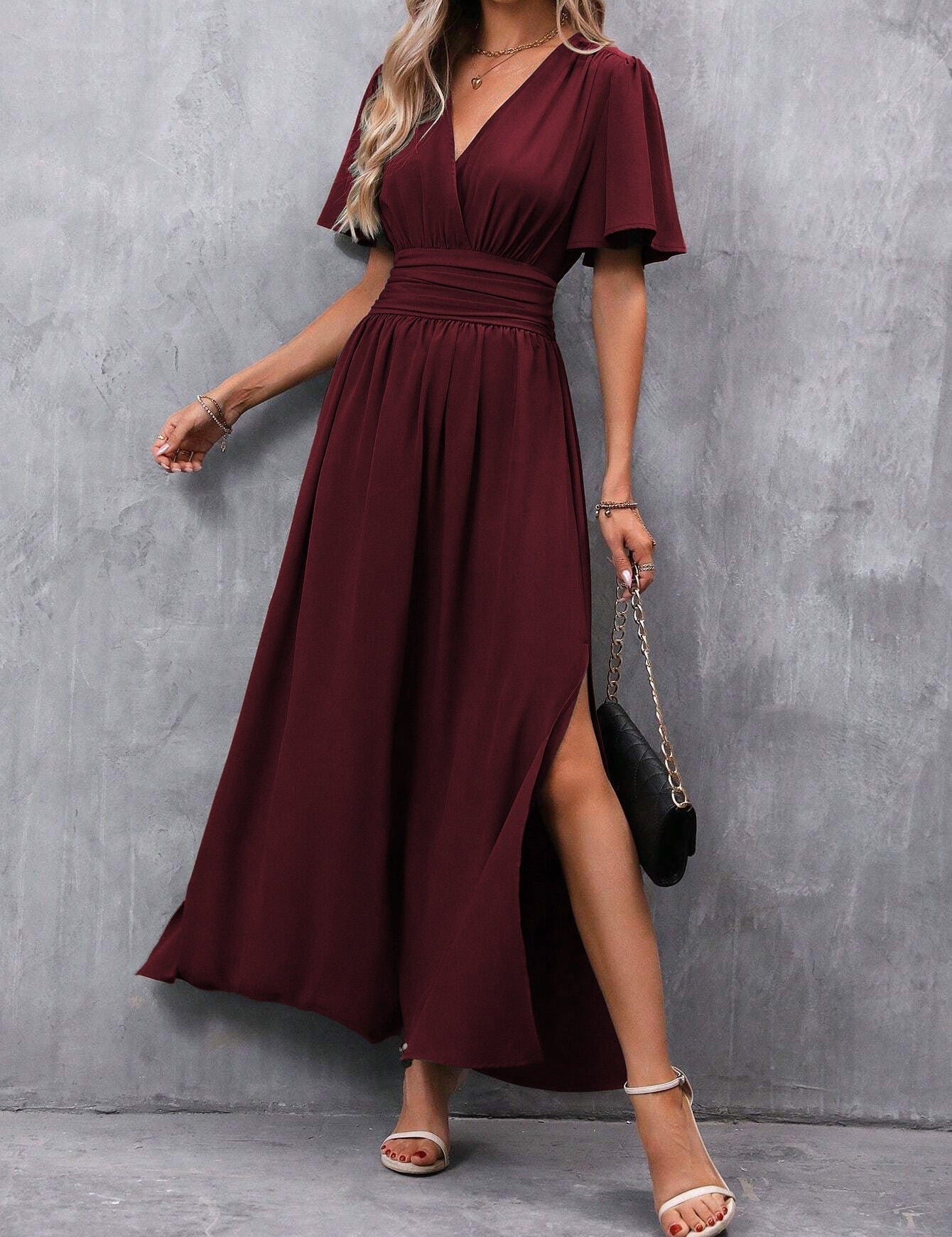 Eterna - Elegantne Must Maxi Kleit