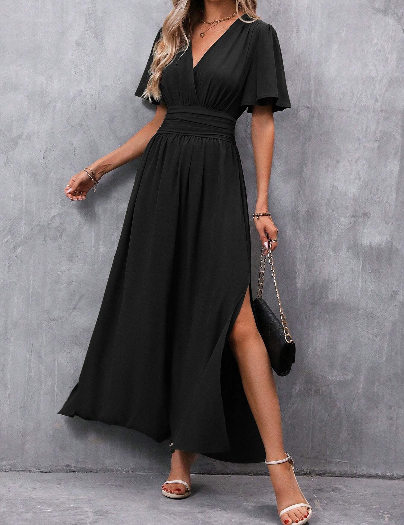 Eterna - Elegantne Must Maxi Kleit