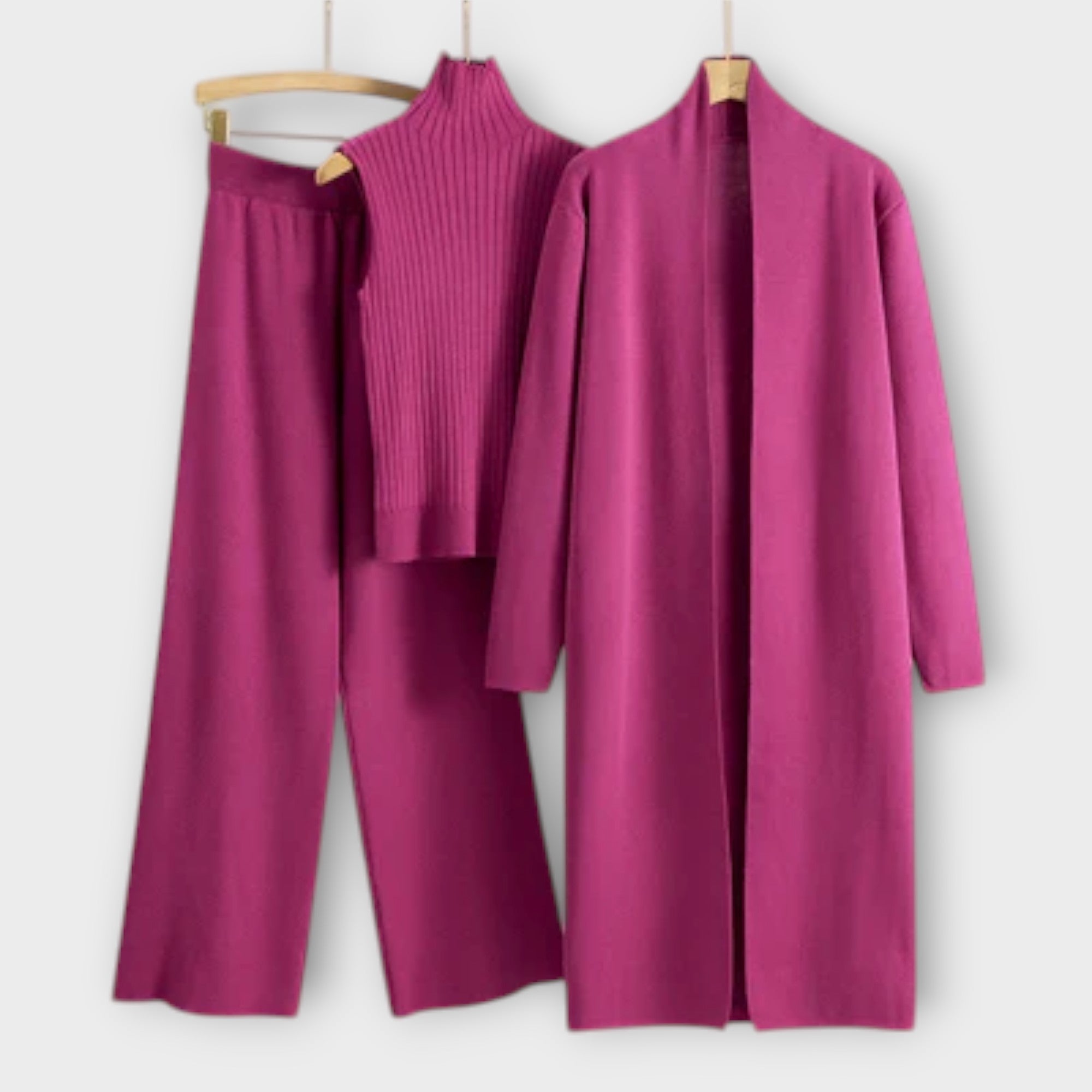 Isebel - Kolmeosaline komplekt