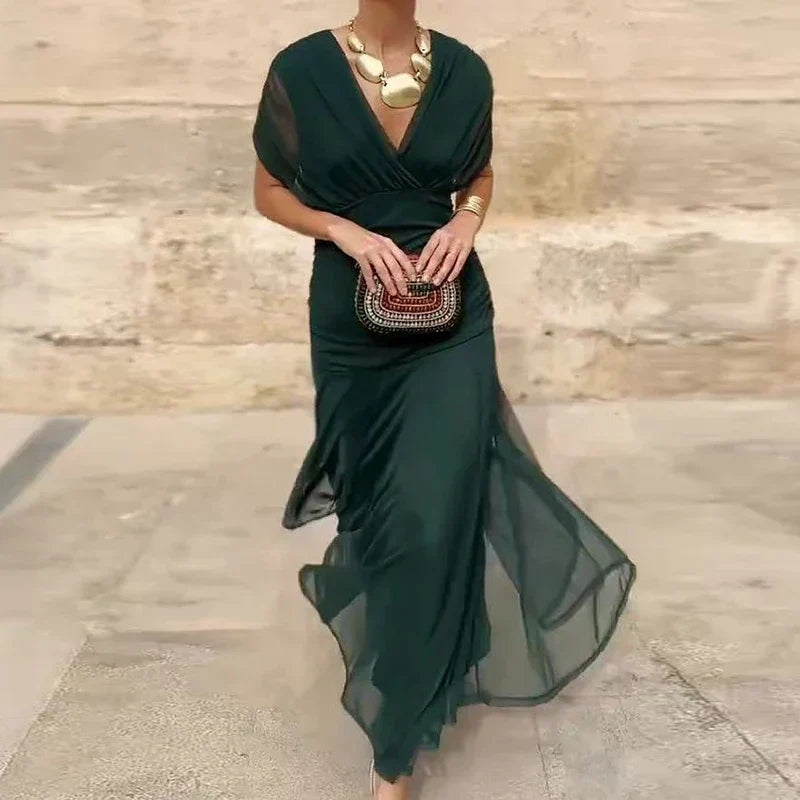Luana - Elegantne V-kaelusega kleit