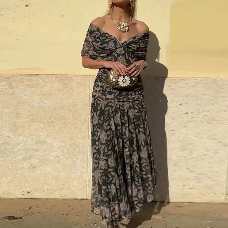 Luana - Elegantne V-kaelusega kleit