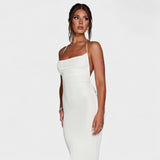 Luna - Kleid, mis tähistab kõverusi